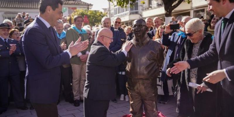 Escultura de Síndrome de Down/ Junta de Andalucía La escultura dedicada al Síndrome de Down