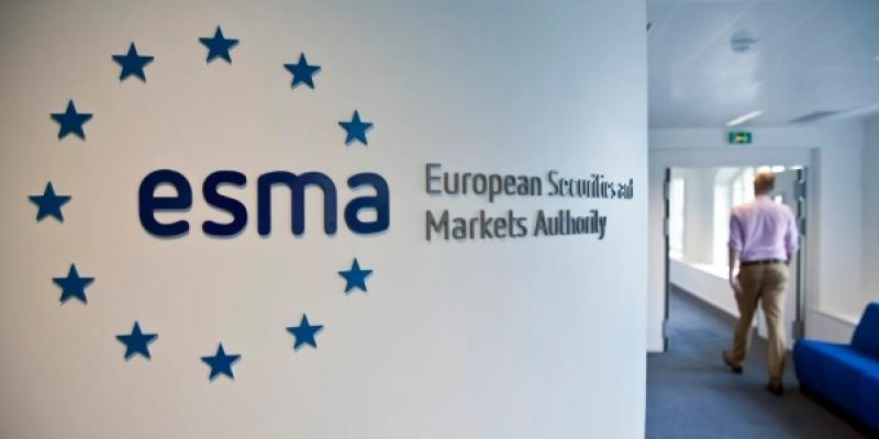 Puerta de acceso a la ESMA