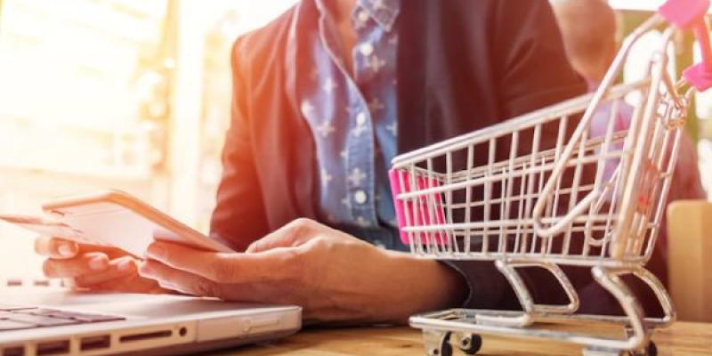 Los españoles cada vez más mentalizados con el no comprar por comprar