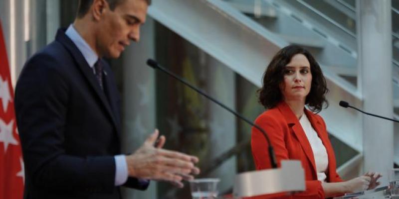Piden el fin del estado de alarma en Madrid El presidente del Gobierno, Pedro Sánchez, y la presidenta de la Comunidad de Madrid, Isabel Díaz Ayuso.