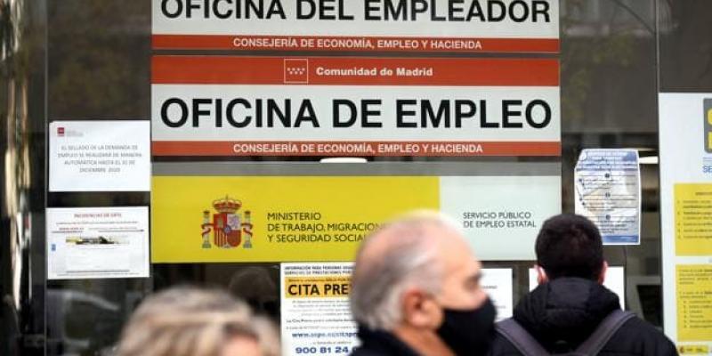Servicio Público de Empleo Estatal/ Las Provincias Oficina del SEPE/ Las Provincias