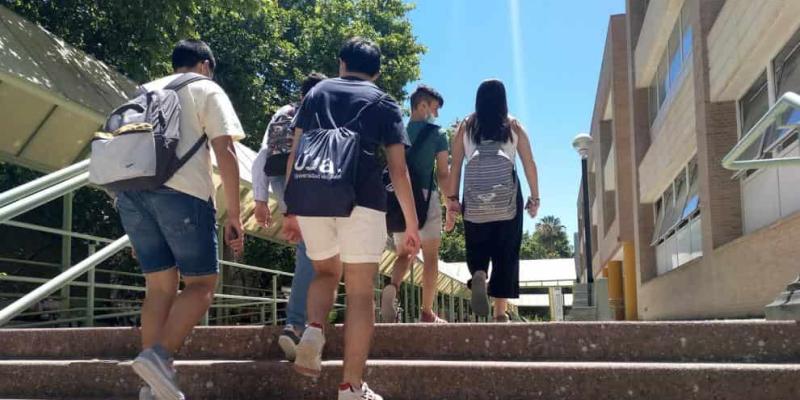 La tasa de abandono escolar universitario se redujo en 2021