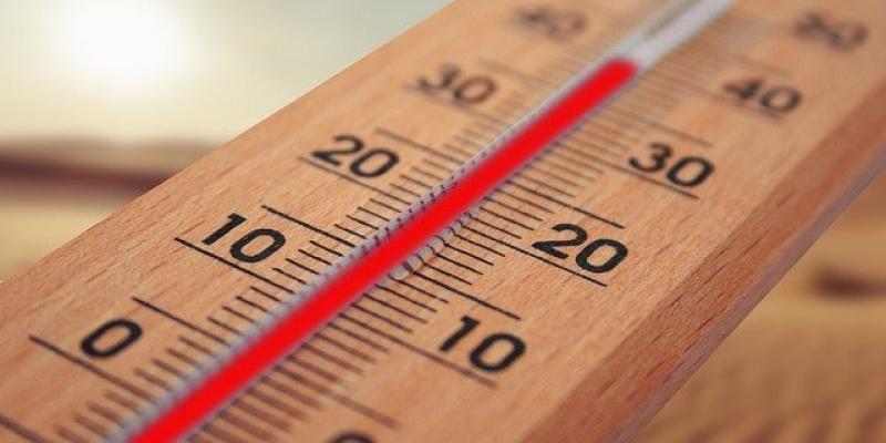Termómetros de verano - Pixabay Un termómetro de madera marca más de 30ºC
