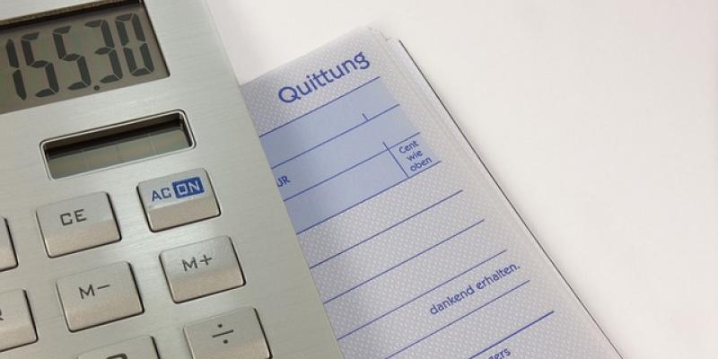 Factura eléctrica / Pixabay Imagen de una calculadora