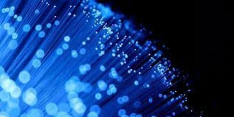 Fibra óptica como herramienta detectora de sismos Fibra óptica de Adif