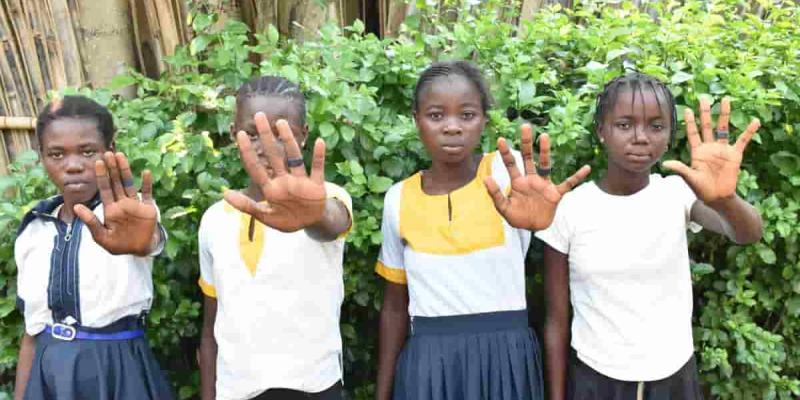 Imagen de niñas/World Vision La fístula obstétrica y su erradicación