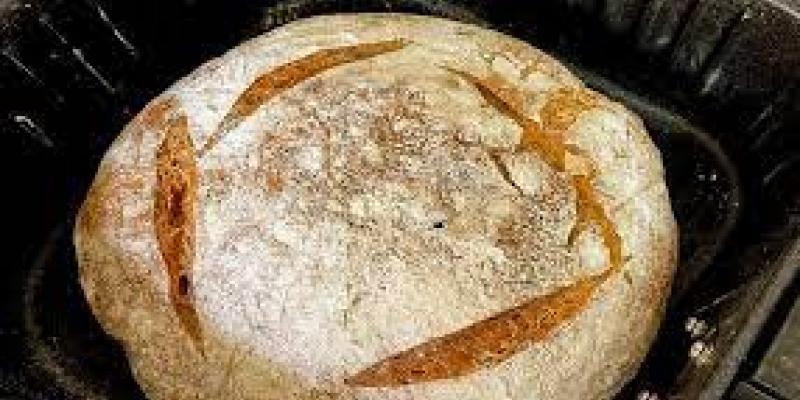 Imagen de un pan hecho en la freidora de aire/Recetas freidora de aire Cómo hacer pan en la freidora de aire