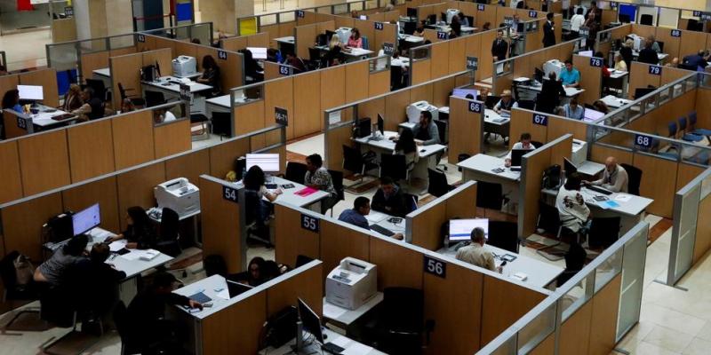 El Gobierno sube el sueldo de los funcionarios el mes de julio. funcionarios