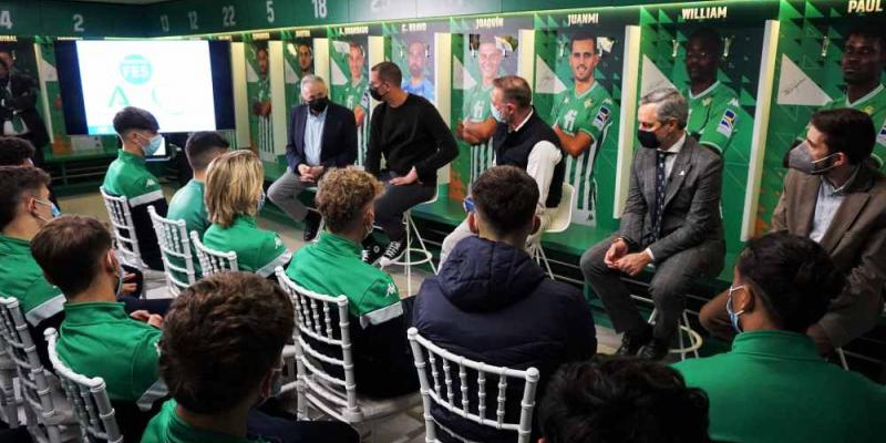Educar en valores es la apuesta de la Fundación Real Betis Balompié para su cantera/ Proyecto FES Cantera del Real Betis