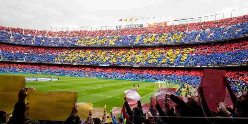 Así lucía el espectacular mosaico "More than empowerment" en el Camp Nou