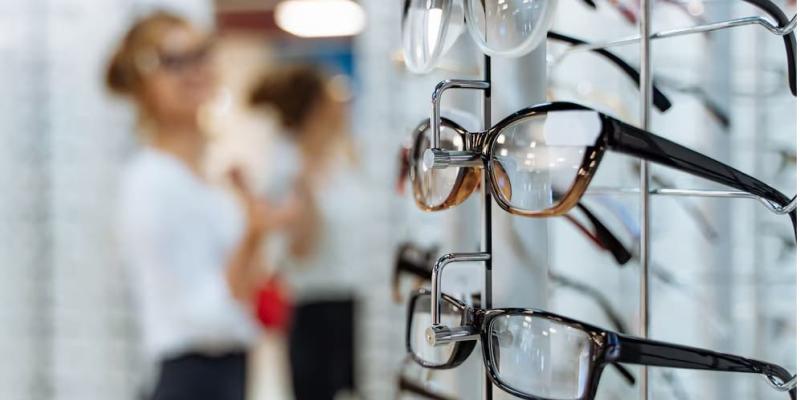 Imagen de gafas/Novelda Digital Financiación de gafas y lentillas