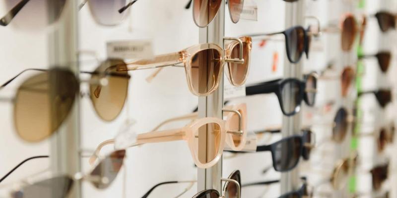 Imagen de gafas de sol/envatoelements Protección UV en las gafas de sol