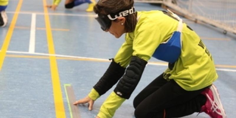 Melgosa jugando al Goalball