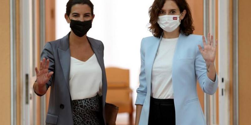 Vox lanza la idea hacia la izquierda sobre su incapacidad para poder entrar en Madrid Isabel Díaz Ayuso y Rocío Monasterio/COPE