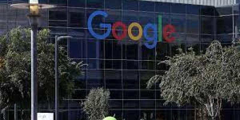 Multan a Google por su dominancia