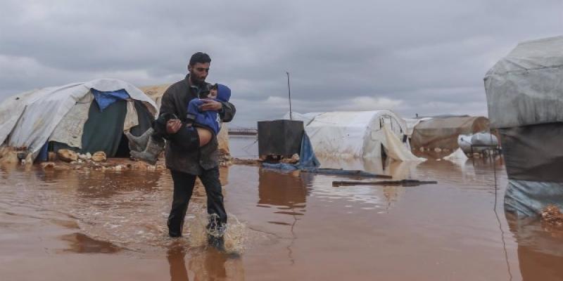 Inundaciones en un campo de refugiados del noreste de Siria