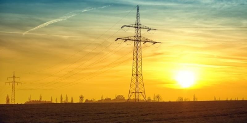 La subida del precio de la luz beneficia a Hacienda Hacienda se forra con la subida de la luz