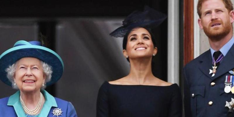 Príncipes Harry y Meghan con la Reina Isabel II / HOLA Harry y Meghan con Isabel II