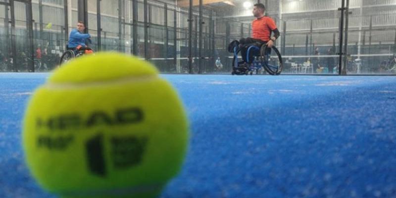 Pádel adaptado Head con el pádel adaptado