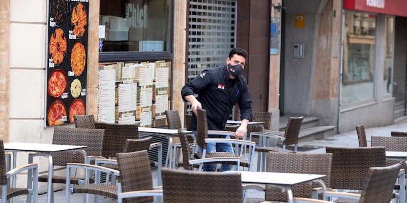 Los hosteleros confían que las restricciones de ahora permitan un verano en condiciones “buenísimas” Los hosteleros confían que las medidas permitan un "buen" verano