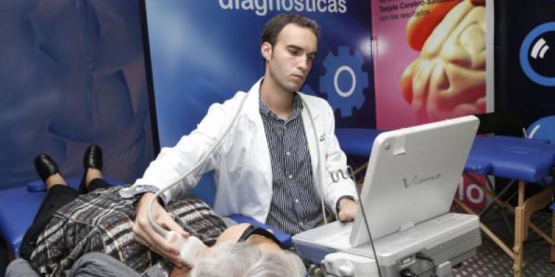 Pruebas de detección de ictus Pruebas de detección de ictus durante la Semana del Cerebro de la SEN/SEN