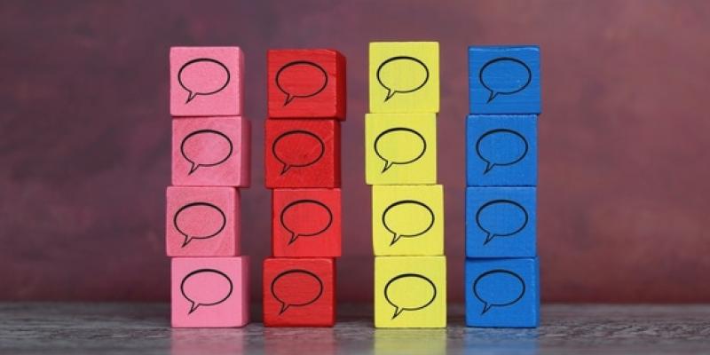 Imagen de figuras de conversación/envatoelements Un estudio relaciona el cerebro con la ideología política