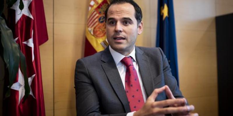Ignacio Aguado Premios ONCE Aguado defiende que Madrid sea “un lugar inclusivo para todos” en la entrega de los Premios Solidarios de la ONCE