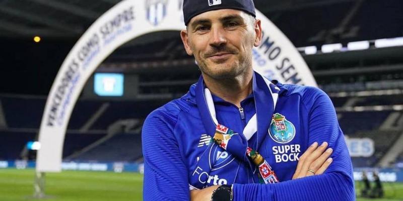 Iker Casillas anuncia su retiro. Iker Casillas, portero de fútbol (Instagram)