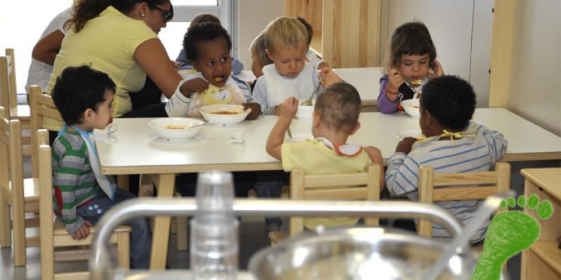 Niños con riesgo de exclusión social. Niños con riesgo de exclusión social.