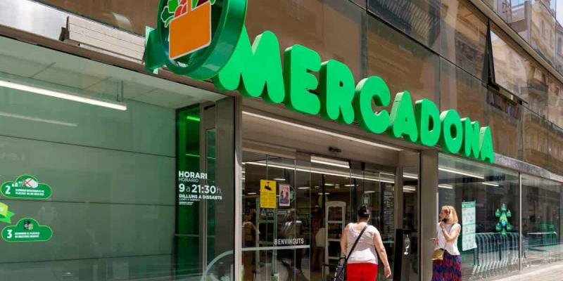 Imagen de la fachada del Mercadona/The Objective La inflación dispara los precios en los supermercados