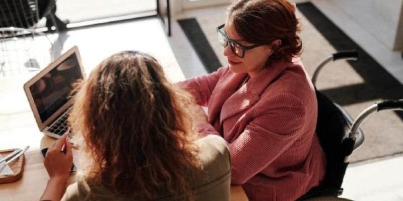 Desde Inserta Empleo contribuyen con la inclusión de mujeres con discapacidad víctimas de violencia de género Inserta Empleo ayuda a mujeres con discapacidad víctimas de violencia de género