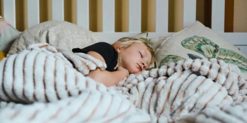 Niño dormido. / Unsplash Niño dormido.
