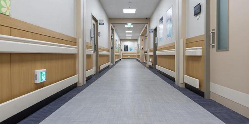 Los internamientos psiquiátricos no serán obligatorios - Pixabay El pasillo de un hospital con habitaciones