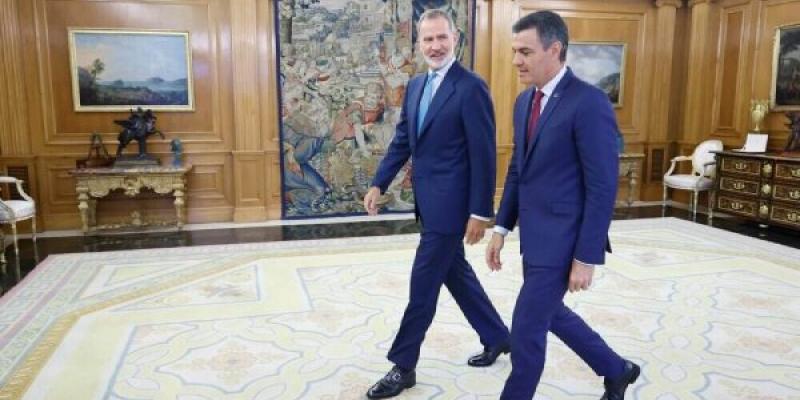 Pedro Sánchez con Felipe VI en la ronda de consultas para la formación de Gobierno