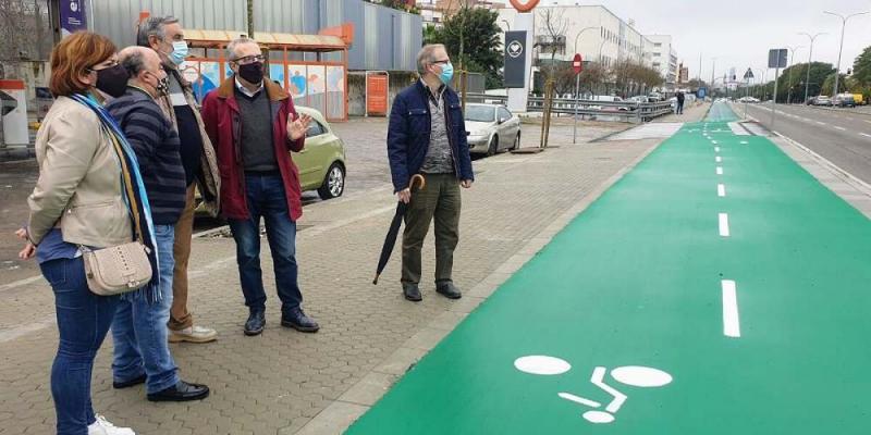 El delegado Juan Manuel Flores visita la zona que se ha reformado entre Amate y Carretera Amarilla. 