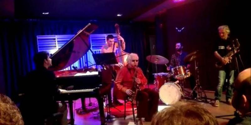 Tripadvisor Lee Konitz tocando en directo en ClasicJazz