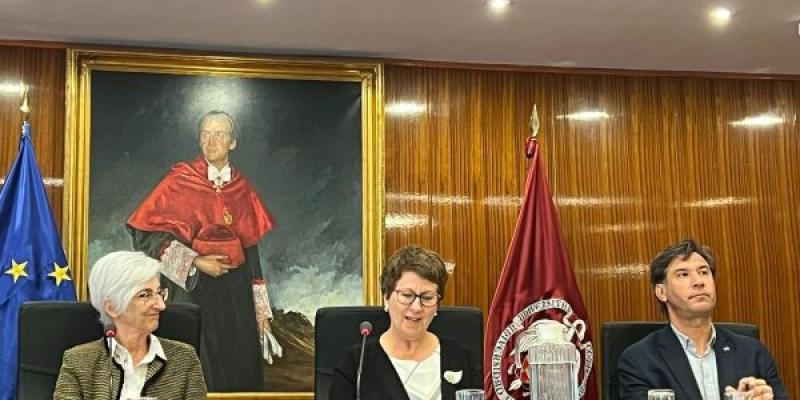 Leyes españolas y discapacidad Jornada sobre el reto de la discapacidad en el siglo XXI sobre las leyes españolas