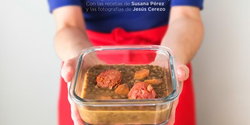 El libro 'Cocinar para otros' ofrece 20 recetas para cocinar alimentos para personas vulnerables.