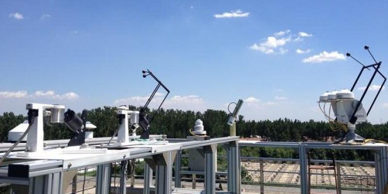 Estudio sobre la luz solar y la energía y la contaminación/Xiang'ao Xia Estación de observación de la física atmosférica y el entorno atmosférico en Xianghe (China)