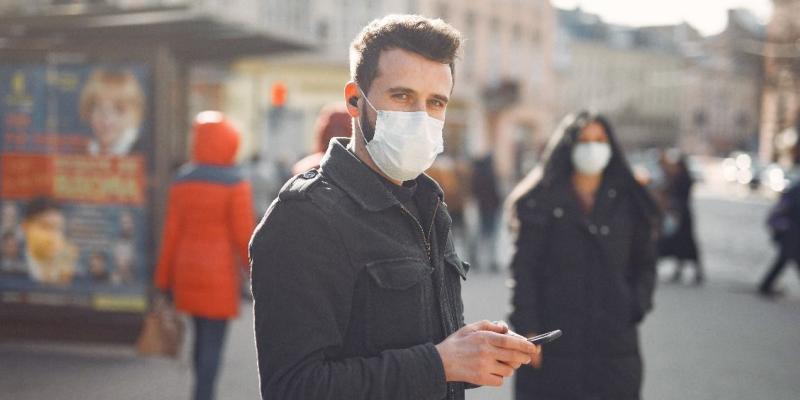 En exteriores no será obligatorio su uso Uso de la mascarilla/Consalud