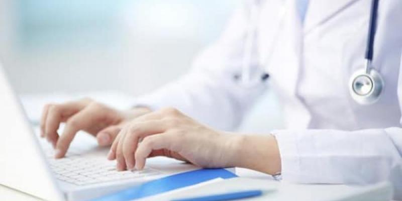 Profesionales sanitarios se ofrecen a ayudar online