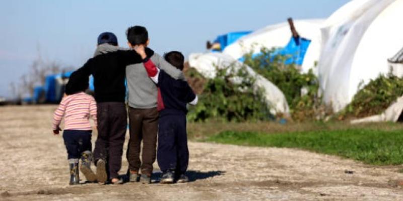 La situación complicada de los menores migrantes - iStock Los menores migrantes aumentan