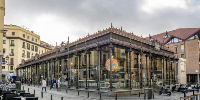 Mercados gastronómicos / viajardescubriendo.com Mercado gastronómico San Miguel en Madrid