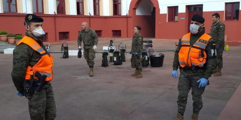 MINISTERIO DE DEFENSA Militares de la Brigada Extremadura XI en tareas contra el coronavirus