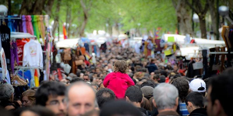 Imagen de varios migrantes/Real Instituto El Cano Modelos migratorios