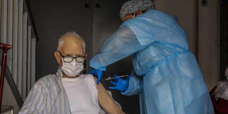 mortalidad / El Independiente La mortalidad en mayores de 80 años se reducen a causa de la vacunación