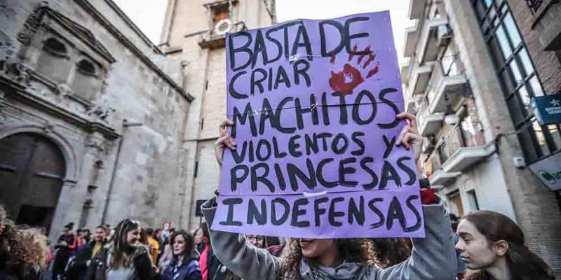 Imagen sobre las movilizaciones feministas / Diario Información Las movilizaciones feministas volverán a las calles tras un año de parón