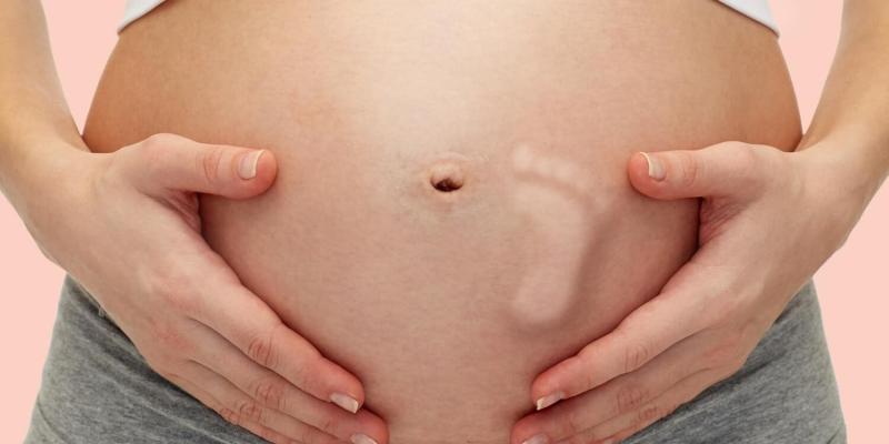 ¿Cómo funcionan los movimientos fetales?