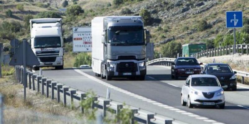 Muertes en carreteras por accidentes de automóvil/ CETM Muertes en carreteras españolas