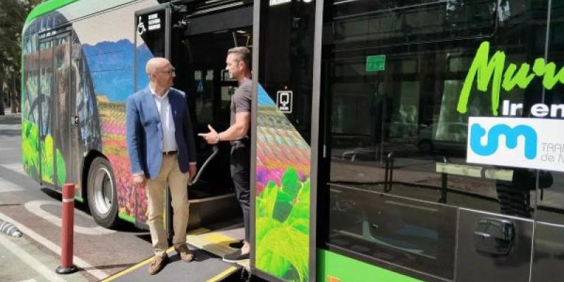 Murcia sigue trabajando por un transporte accesible Transporte público accesible en Murcia